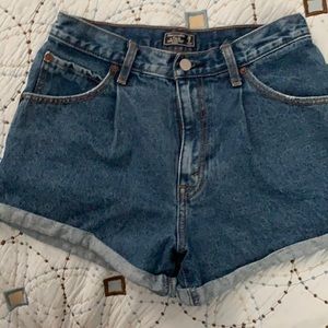 A&F Annie high rise women’s Jean shorts size 26